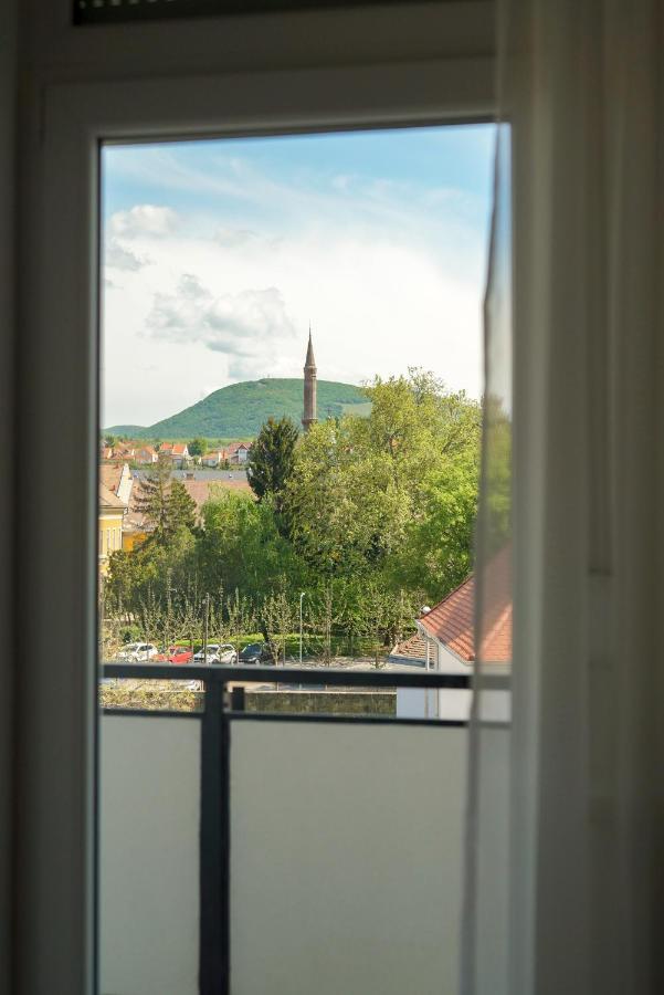 Illy Apartman Apartment Eger Exterior photo